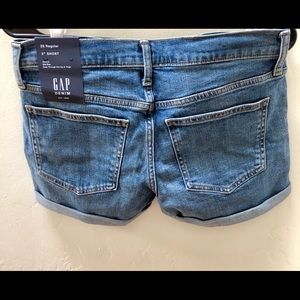 GAP women’s denim shorts
